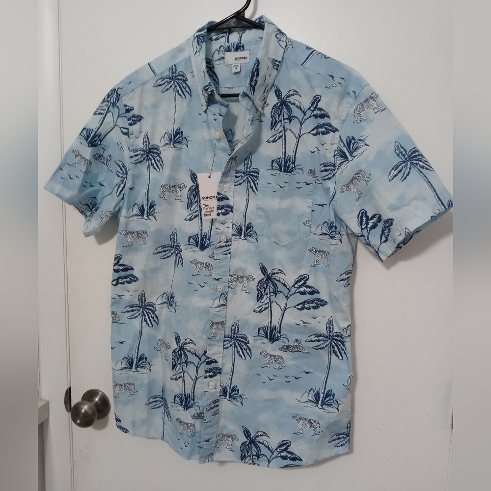 Sonoma Men's Button down Hawaiian Style Tropical Tiger Print Casual Shirt M NEW